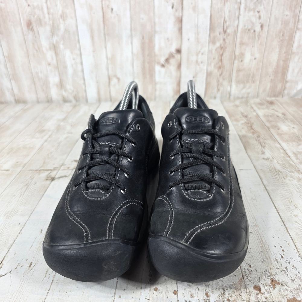 Keen Presidio Womens Black Leather Walking Shoes Low Top Sneakers 1018314 Size 9 - Picture 2 of 8